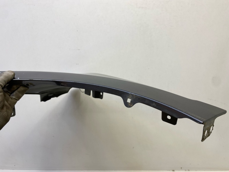 Крыло переднее левое