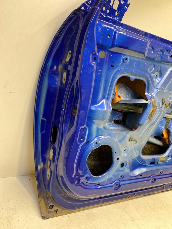 Дверь передняя правая