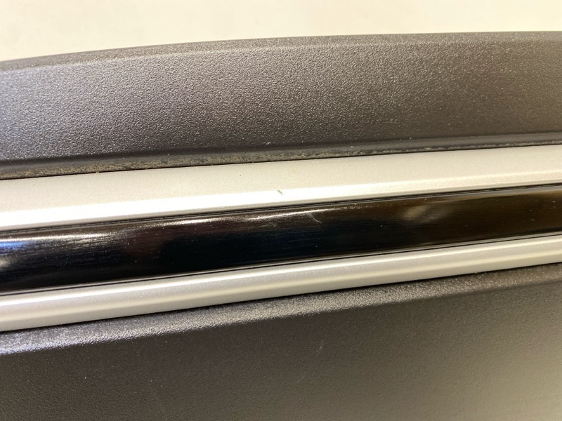 Молдинг двери