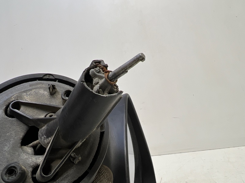 Зеркало правое электрическое