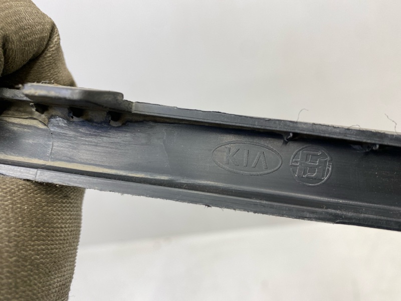 Пыльник двигателя