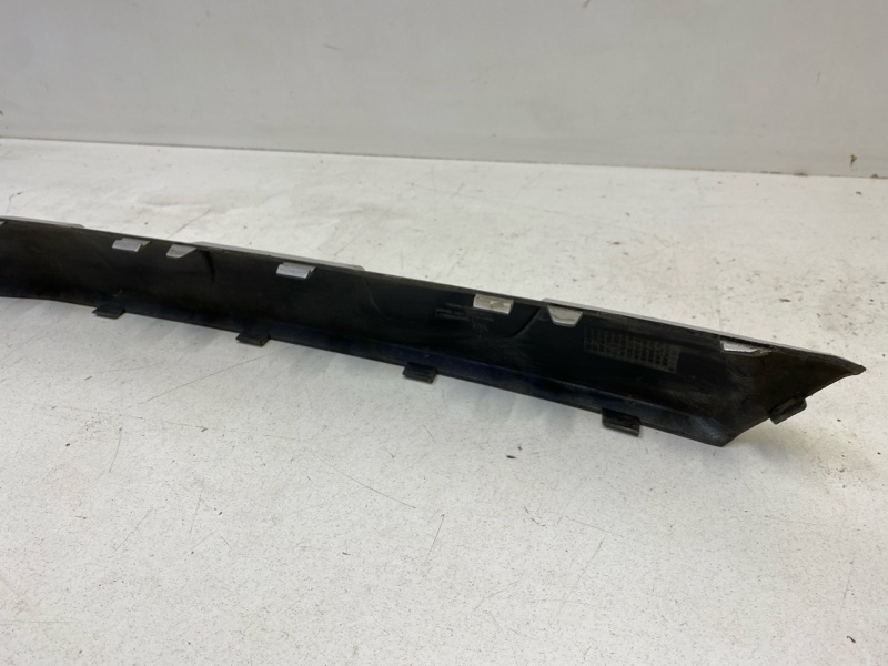 Накладка переднего бампера