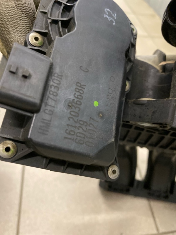 Коллектор впускной