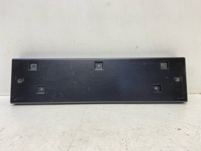 Накладка переднего бампера под номер