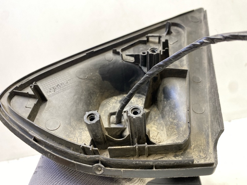 Зеркало правое электрическое