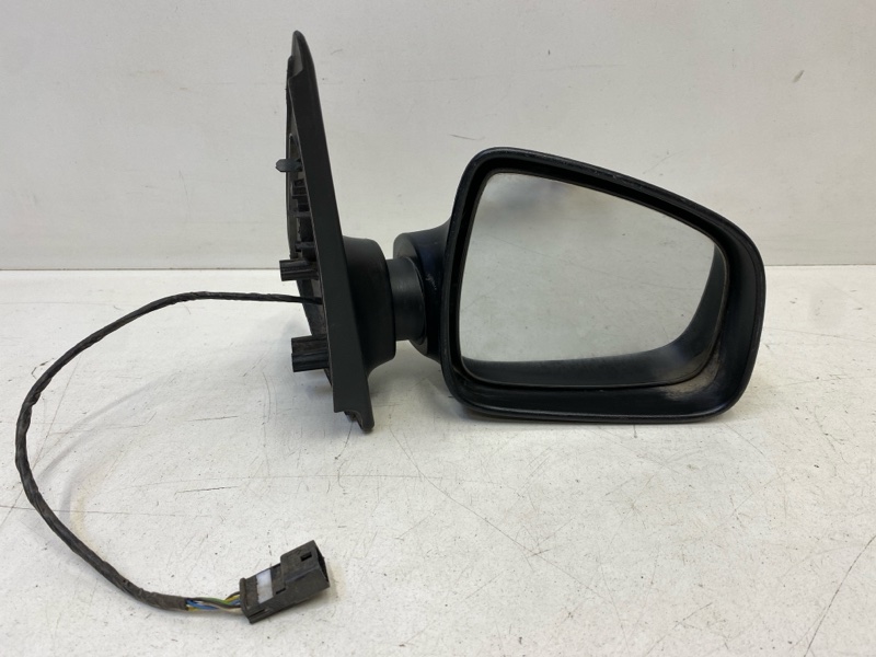 Зеркало правое электрическое