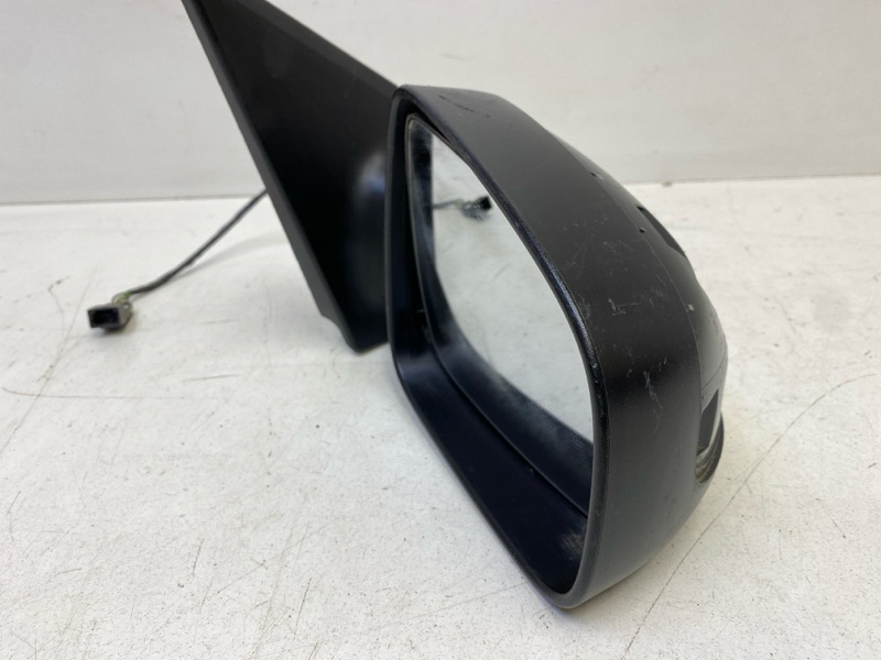 Зеркало правое электрическое