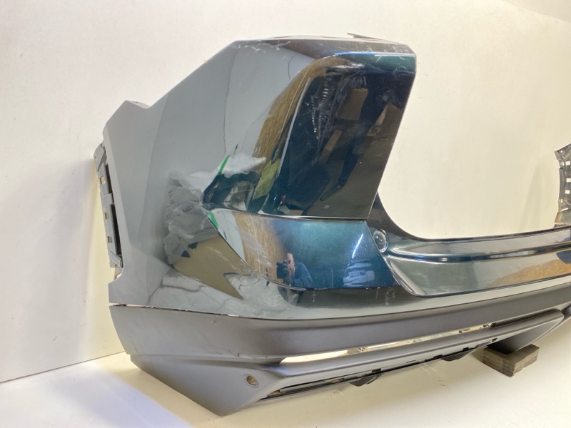 Бампер задний