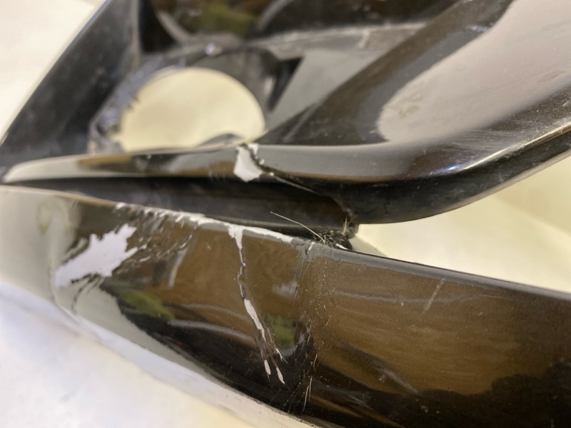 Бампер передний