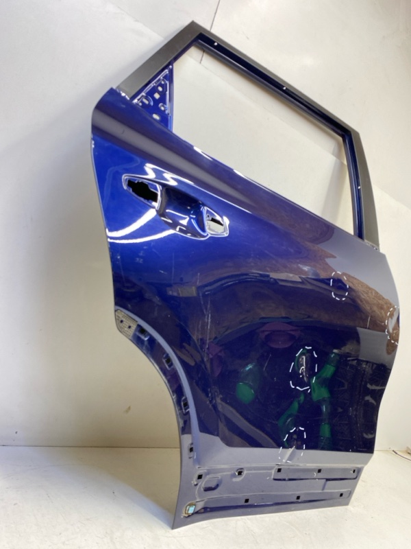 Дверь задняя правая