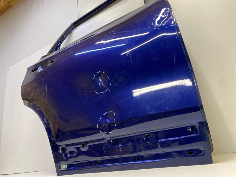 Дверь задняя правая