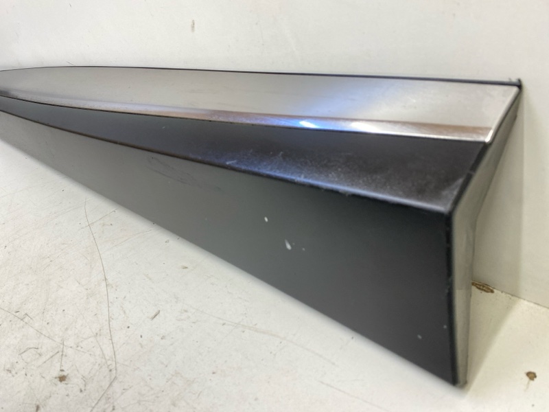 Молдинг двери