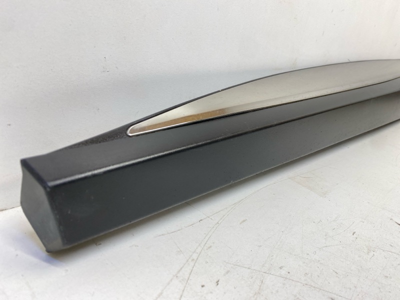 Молдинг двери