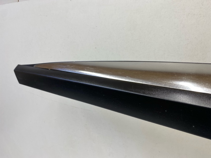 Молдинг двери