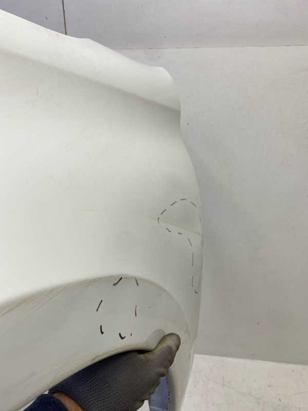 Крыло переднее левое