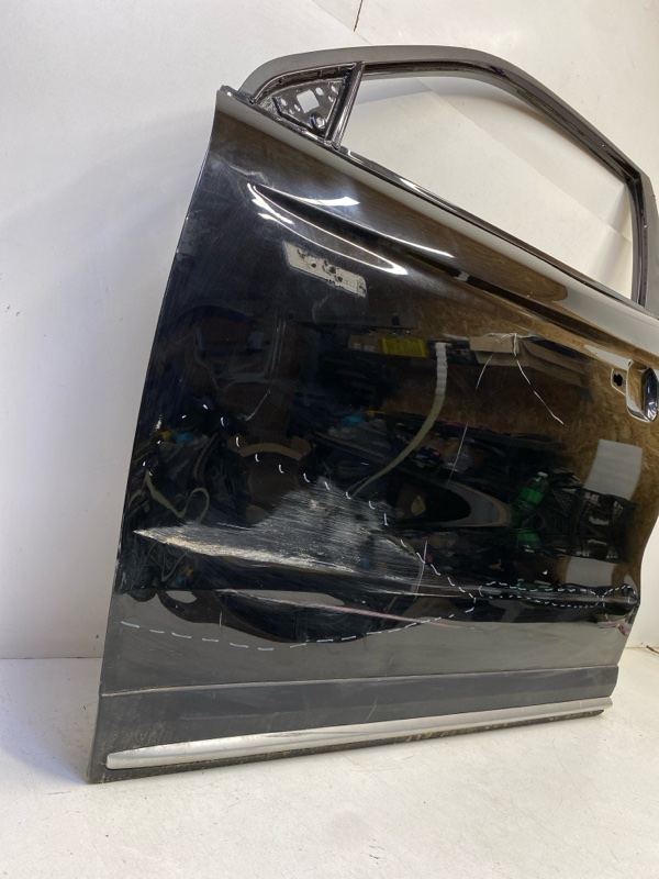 Дверь передняя левая