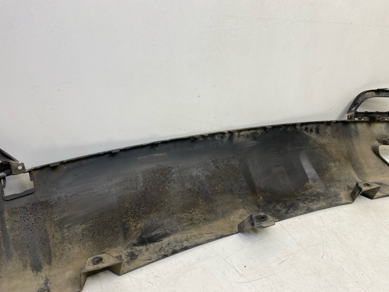 Спойлер заднего бампера