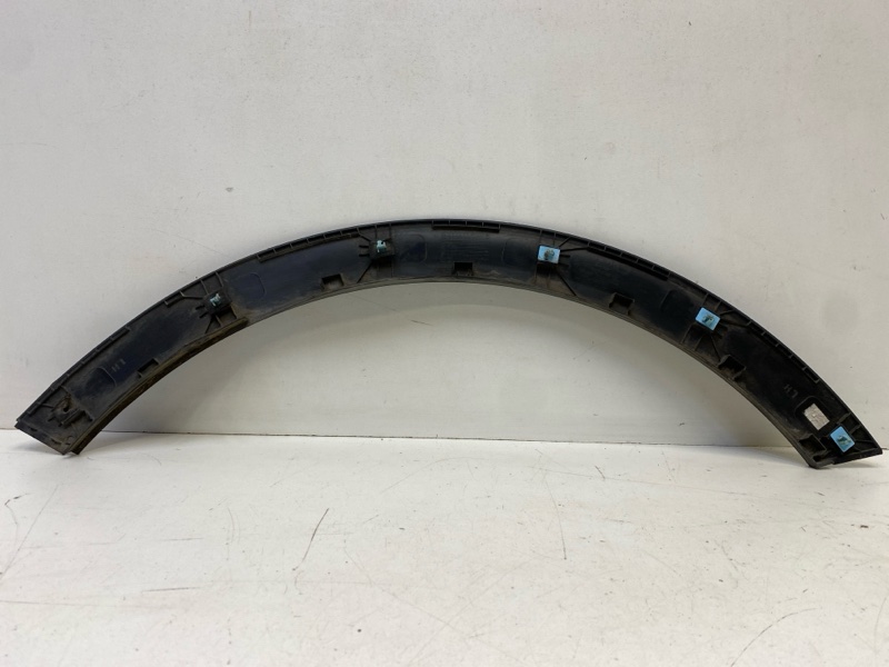 Накладка переднего крыла левого