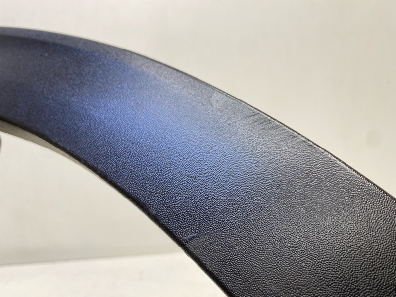 Накладка переднего крыла левого