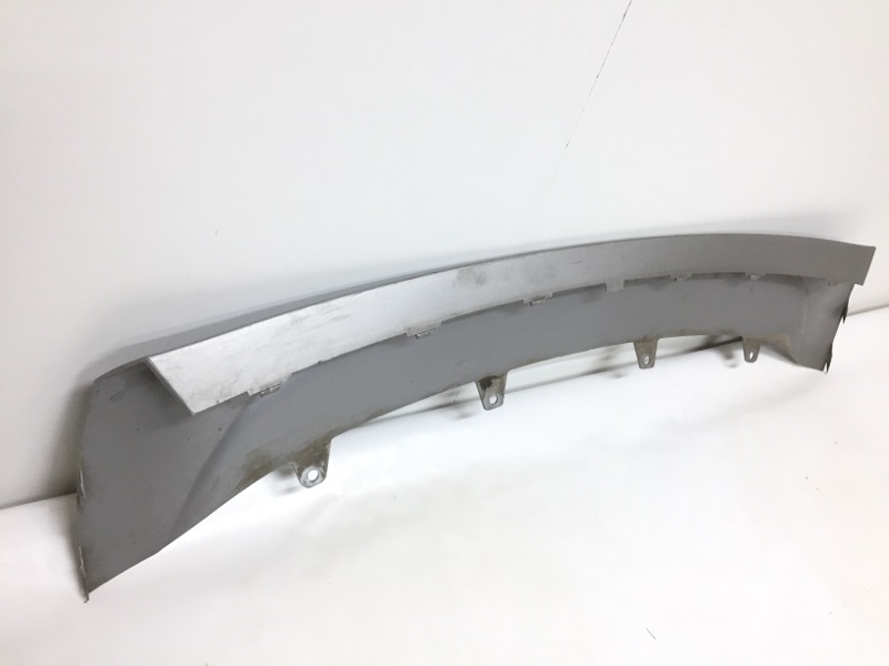 Накладка переднего бампера