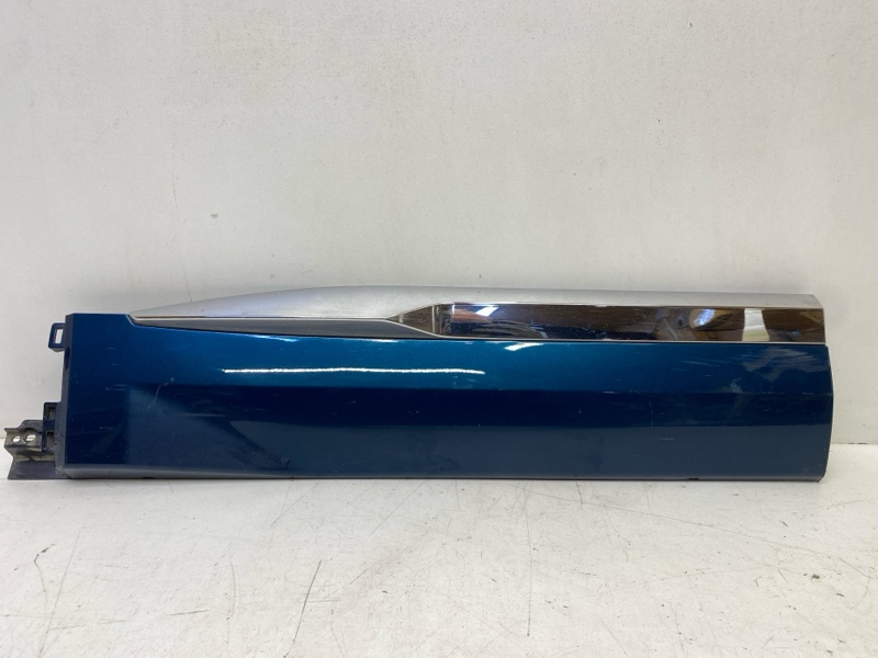 Молдинг двери