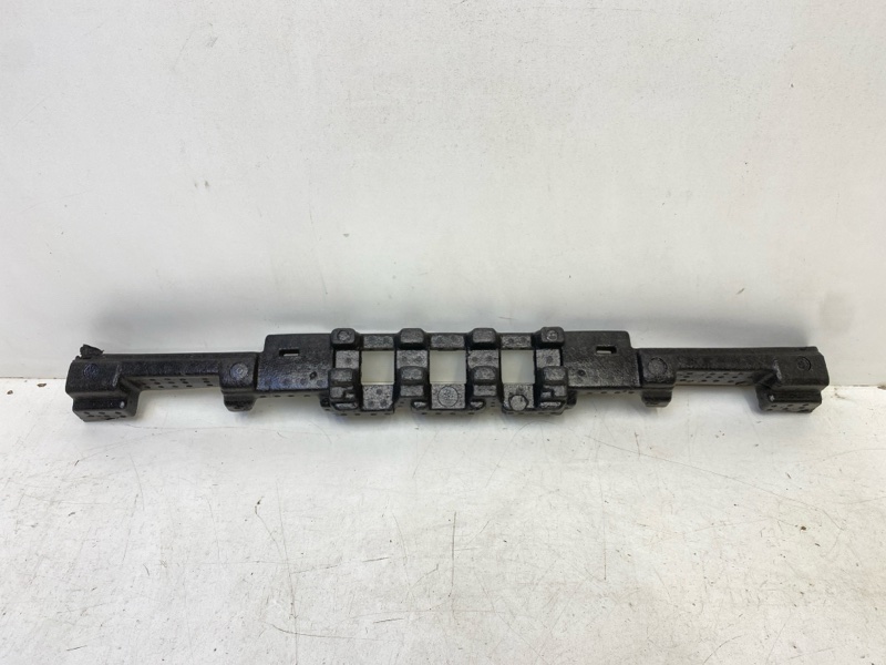 Наполнитель переднего бампера