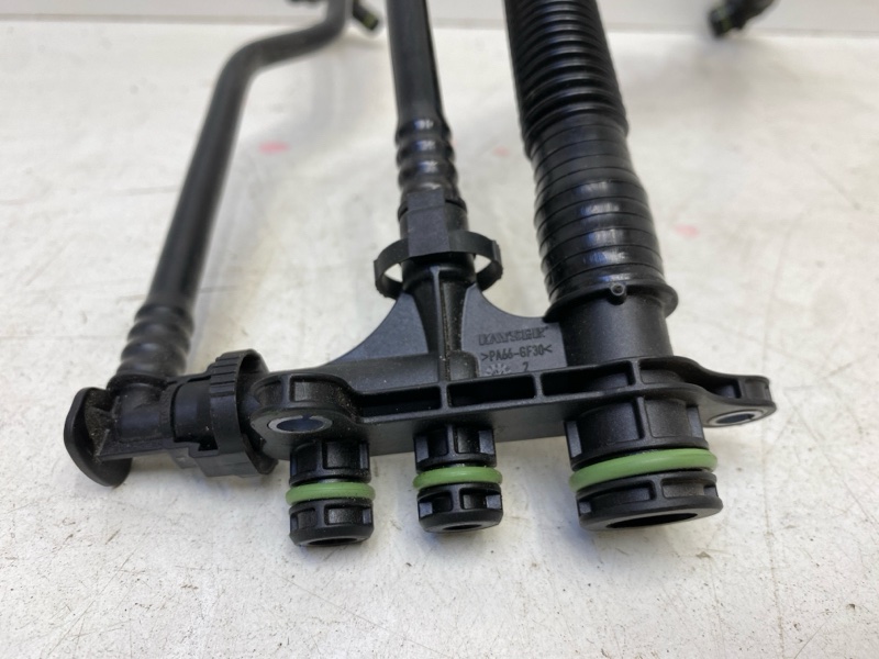 Трубка картерных газов