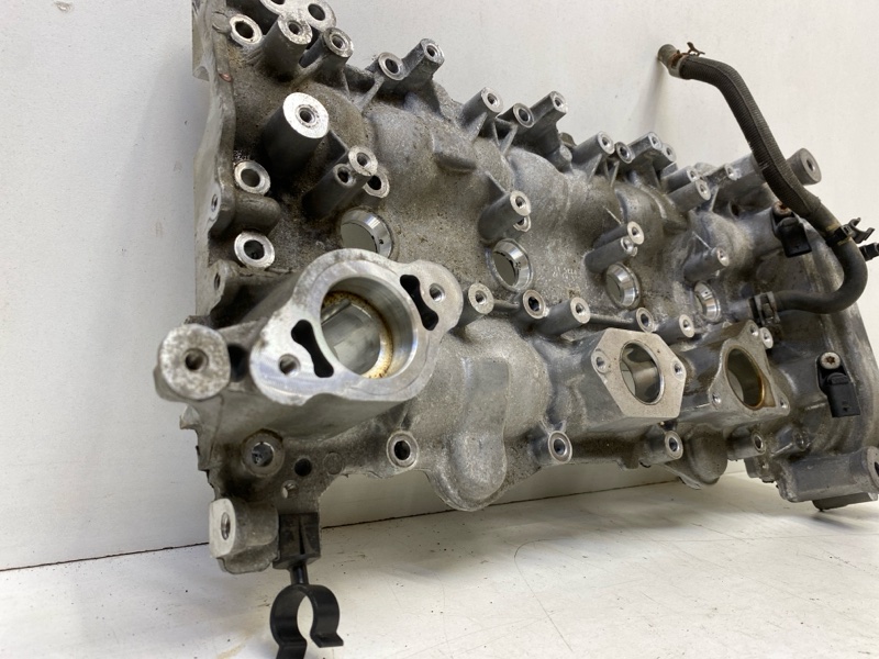 Крышка клапанная ГБЦ