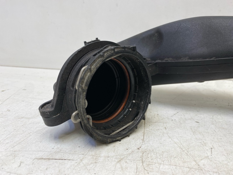 Патрубок интеркулера