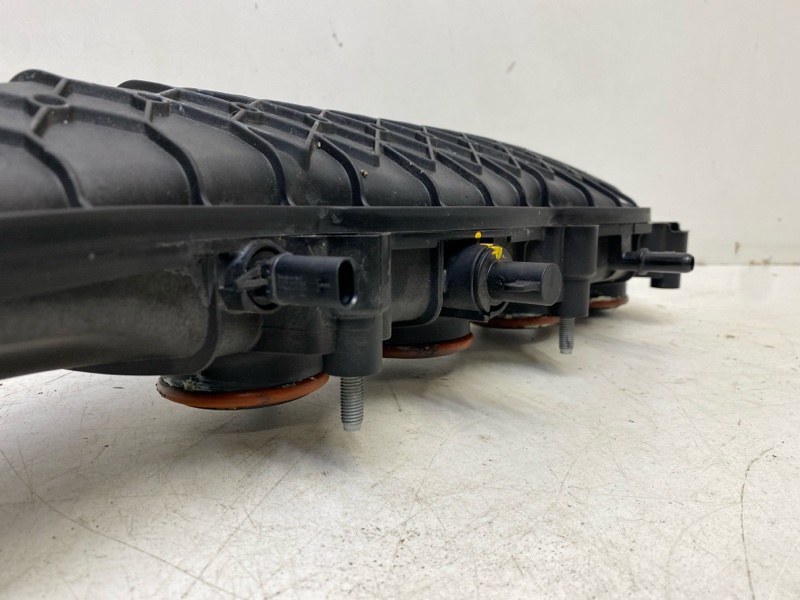 Коллектор впускной