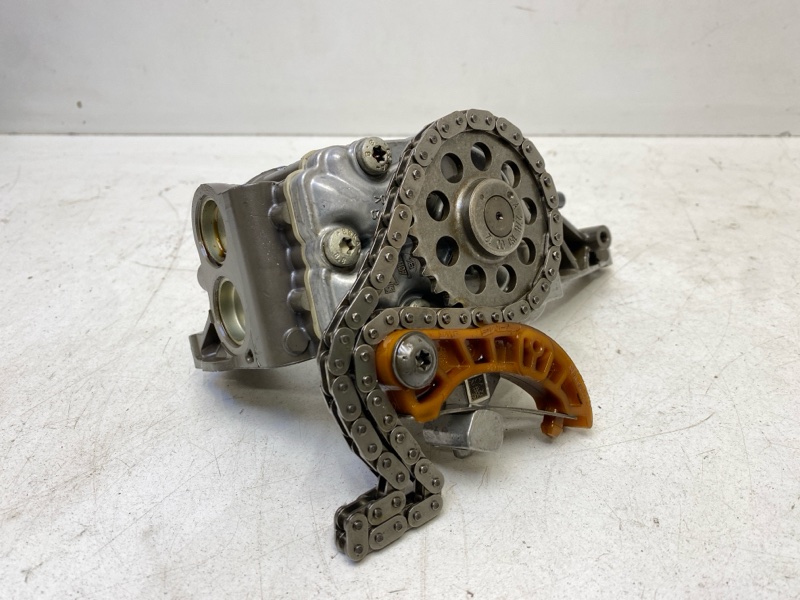 Насос масляный