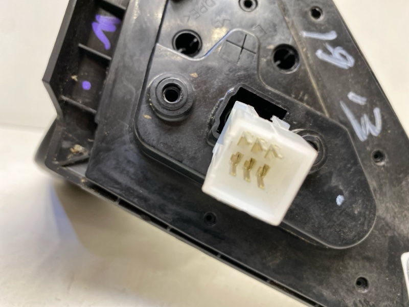 Зеркало левое электрическое