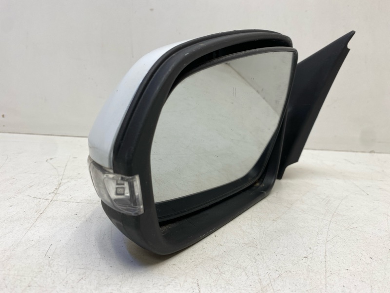 Зеркало левое электрическое