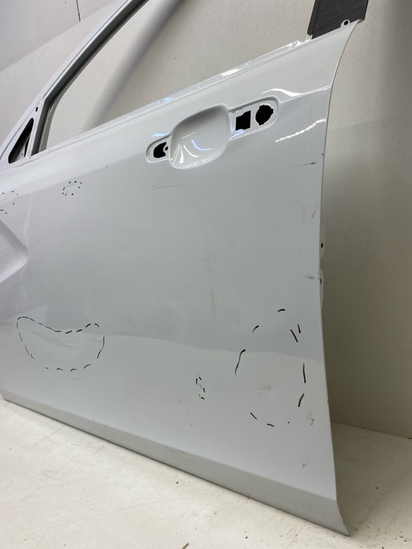 Дверь передняя левая