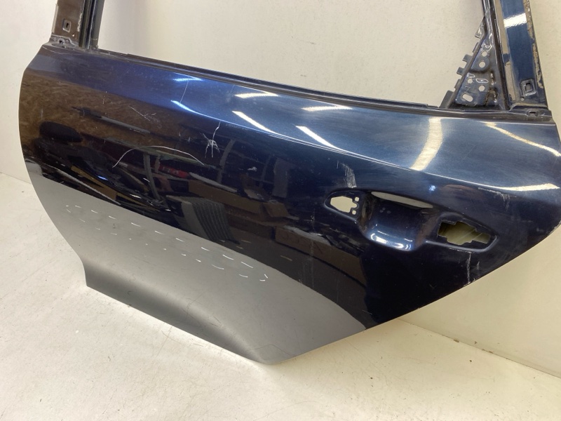 Дверь задняя левая