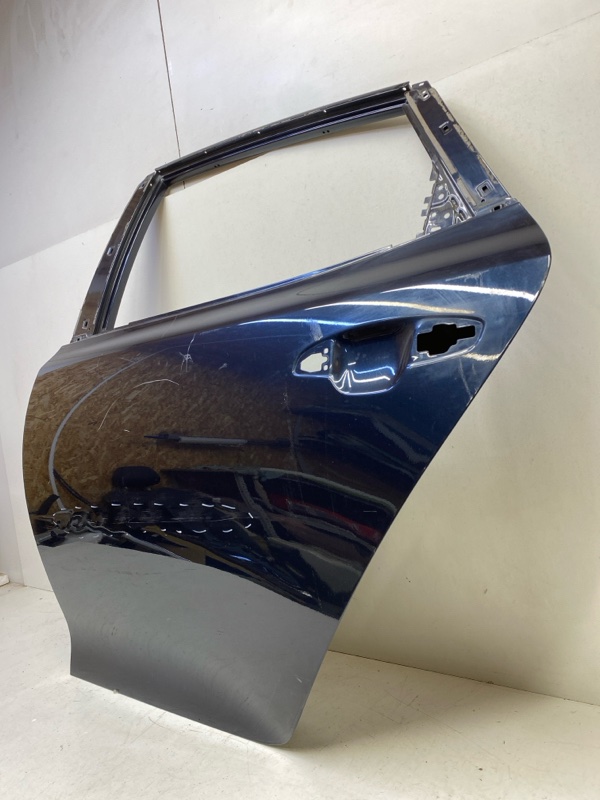 Дверь задняя левая