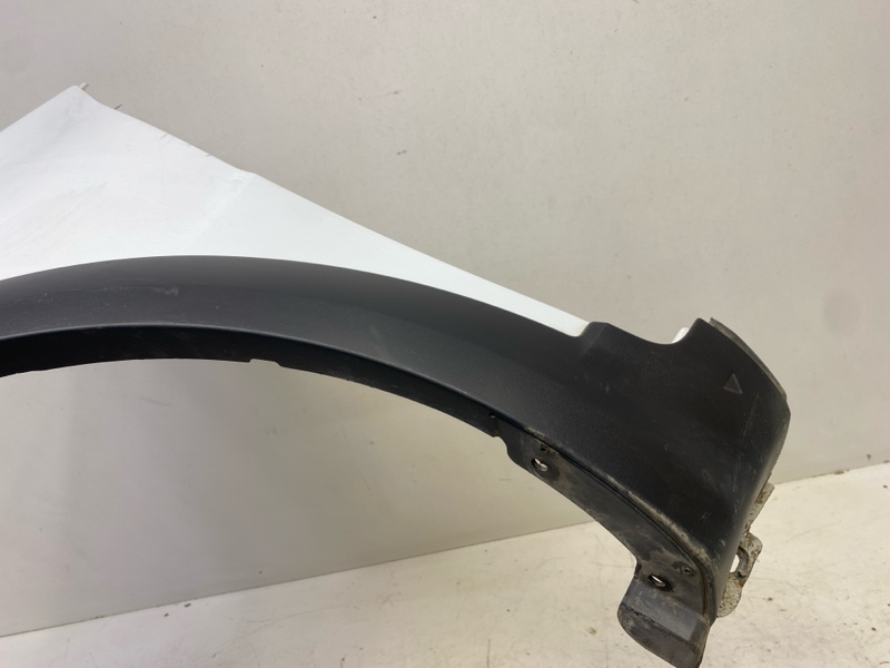 Крыло переднее левое