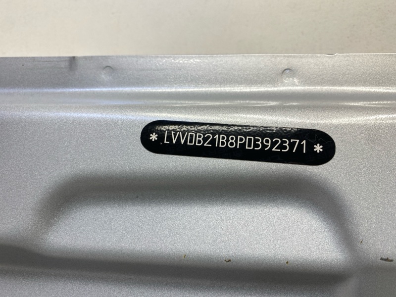 Дверь передняя левая