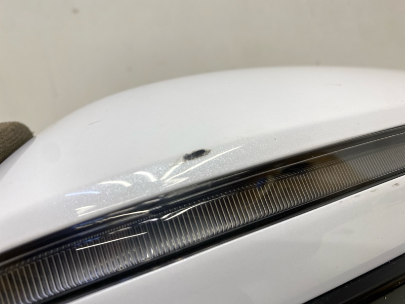 Зеркало правое электрическое