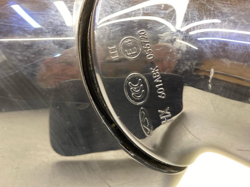 Зеркало правое электрическое