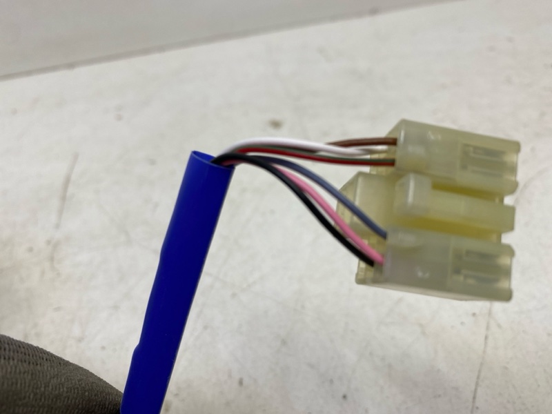 Зеркало правое электрическое