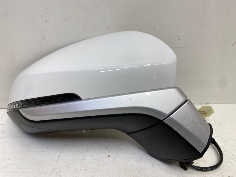 Зеркало правое электрическое