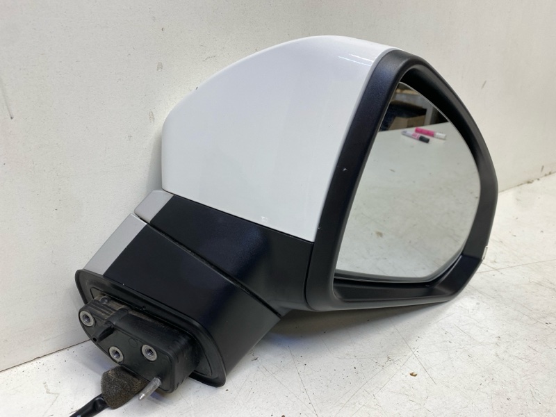 Зеркало правое электрическое