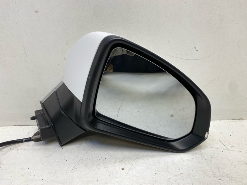 Зеркало правое электрическое