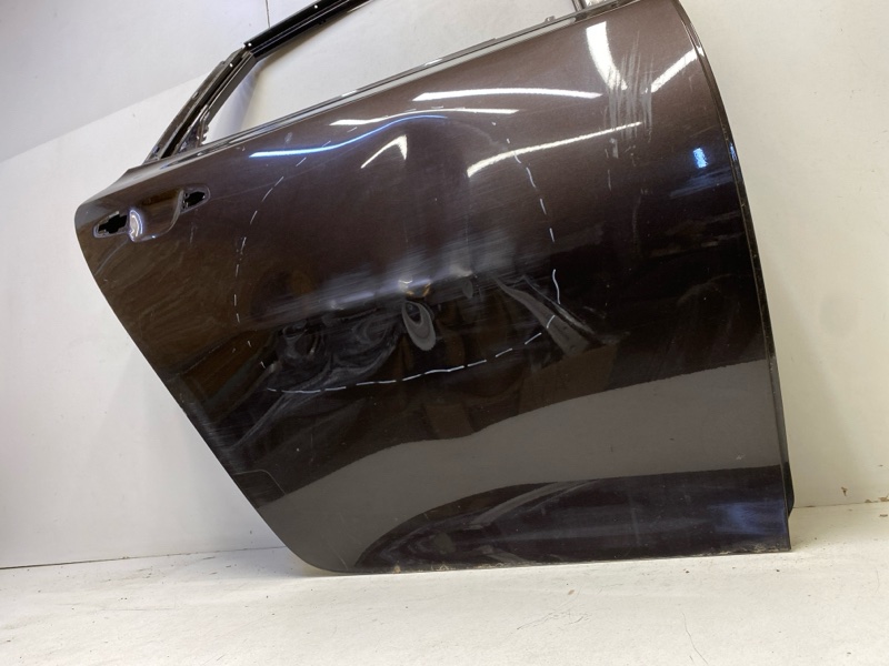 Дверь задняя правая