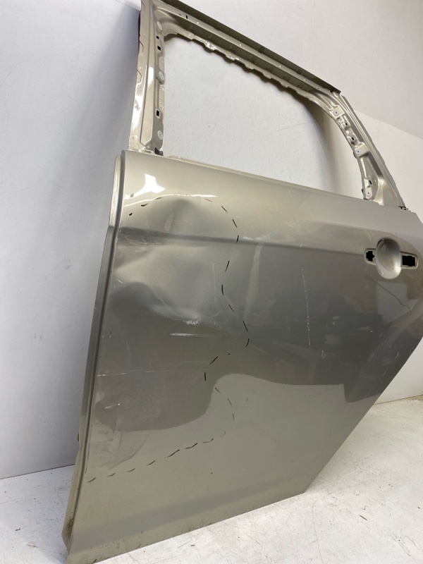 Дверь задняя левая