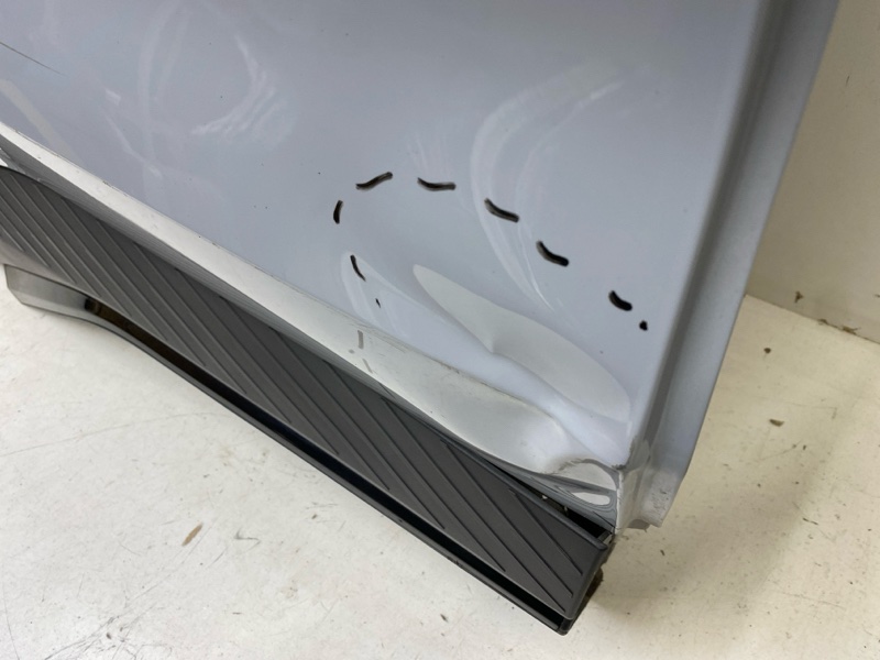 Дверь задняя правая