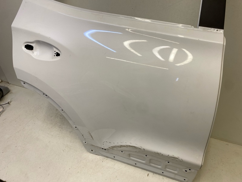 Дверь задняя правая