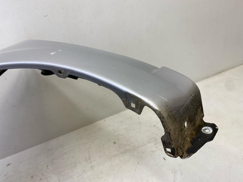 Крыло переднее левое