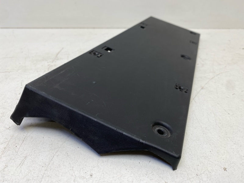 Накладка переднего бампера под номер